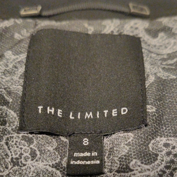 The Limited Women's Black Suit Jacket - Picture 7 of 16